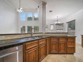 6811 Colonade Trail, Sugar Land TX 77479