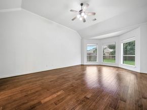 6811 Colonade Trail, Sugar Land TX 77479