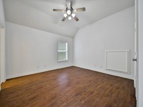 6811 Colonade Trail, Sugar Land TX 77479