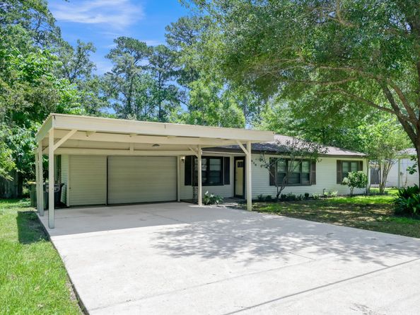 210 Harris Boulevard, Conroe TX 77301