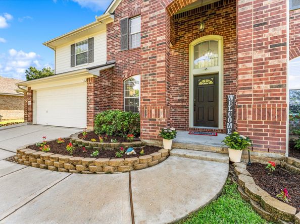 1726 Summergate Drive, Conroe TX 77304