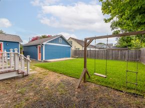 817 Gale Street, Houston TX 77009