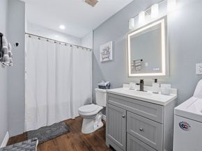 321 Reid Street, Houston TX 77022