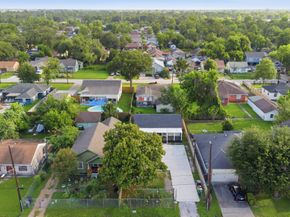 321 Reid Street, Houston TX 77022