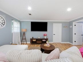321 Reid Street, Houston TX 77022