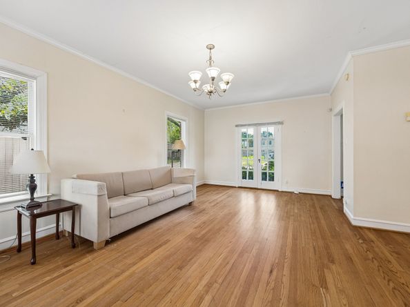 2230 Sul Ross Street, Houston TX 77098