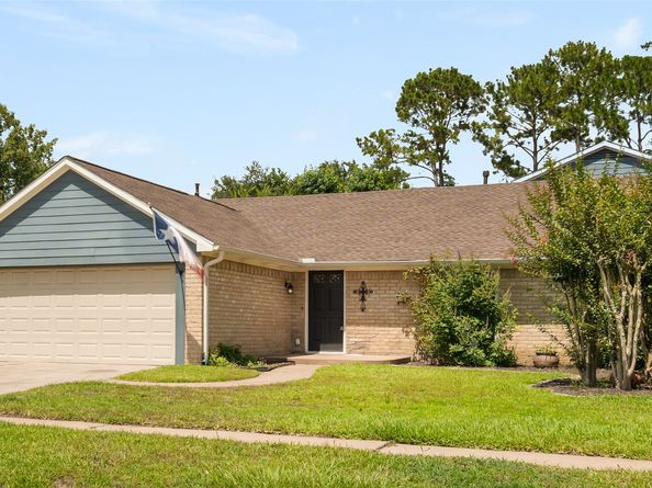 15619 Boulder Oaks Drive, Houston TX 77084