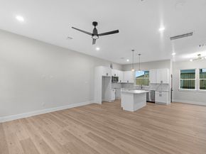 2347 Knoblock, Houston TX 77023