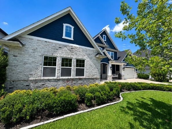 15 Quiet Mead Place, The Woodlands TX 77375