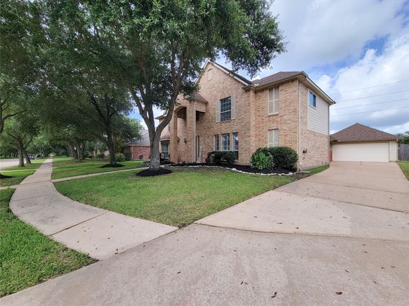 17715 Laguna Trail Drive, Houston TX 77095