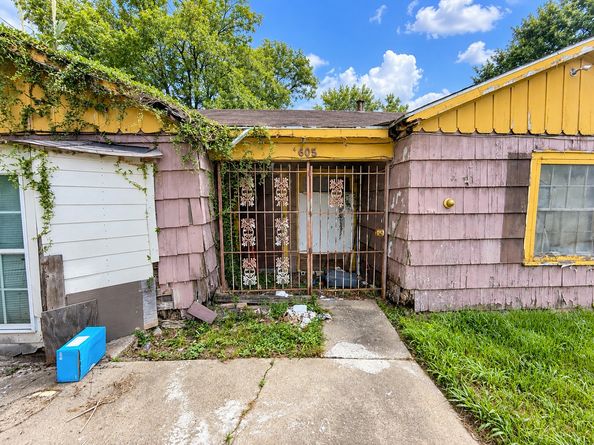6605 Goforth Street, Houston TX 77021