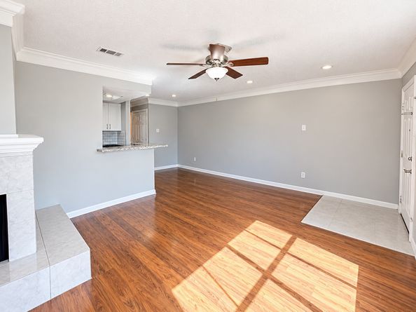 7402 Alabonson Road 510, Houston TX 77088
