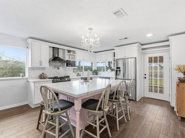 8515 Twisting Vine Lane, Houston TX 77040