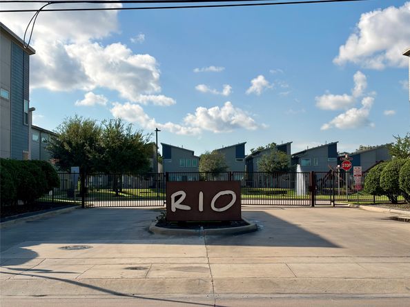 5702 Rucio Lane, Houston TX 77092