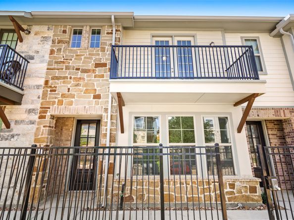 9521 Towne Lake Parkway, Cypress TX 77433