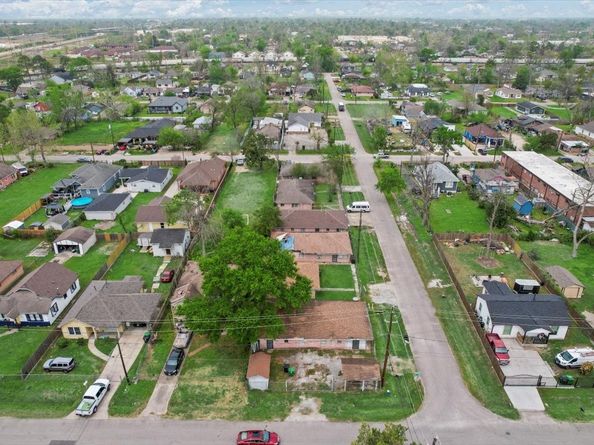 6201 Batterson Street, Houston TX 77026