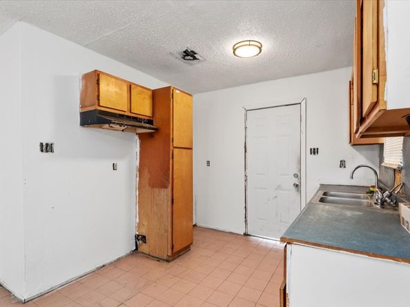6201 Batterson Street, Houston TX 77026