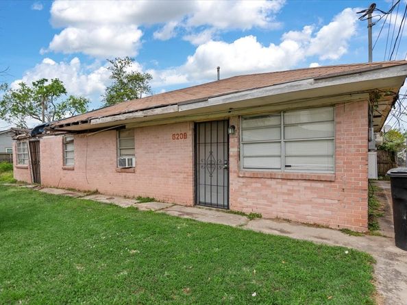 6201 Batterson Street, Houston TX 77026