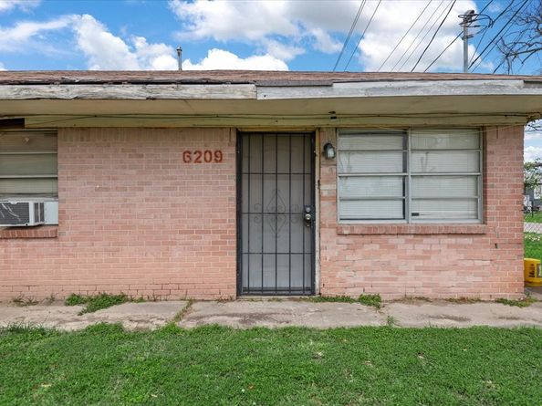 6201 Batterson Street, Houston TX 77026