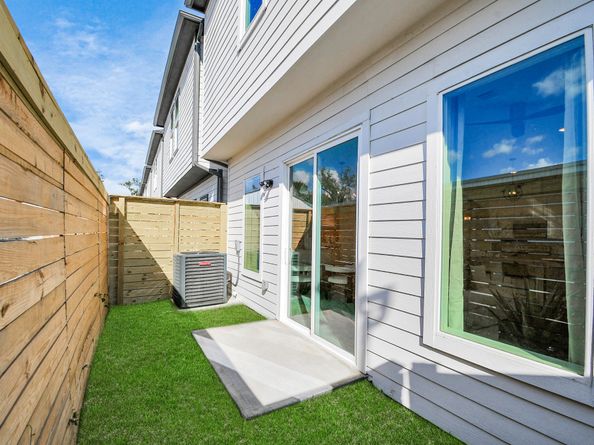 5906 Saint Augustine Street A, Houston TX 77021