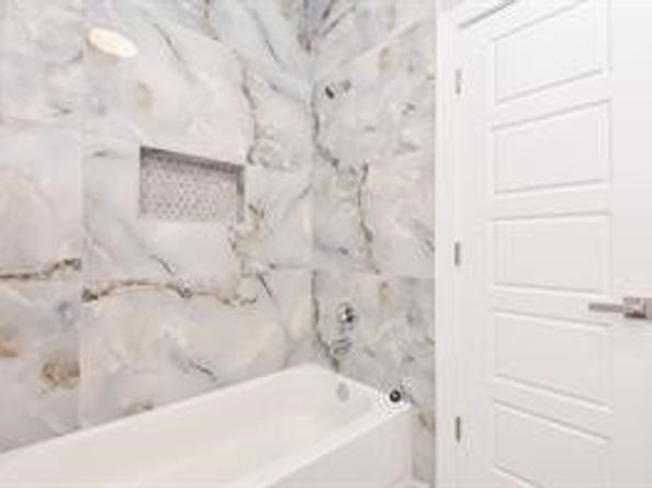 8926 Easthaven Boulevard, Houston TX 77075