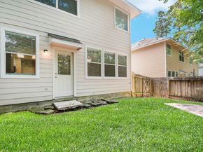 118 N Camellia Grove Circle, The Woodlands TX 77382