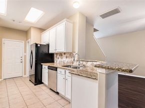 118 N Camellia Grove Circle, The Woodlands TX 77382