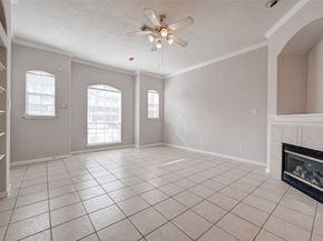 2710 Grants Lake Boulevard L8, Sugar Land TX 77479