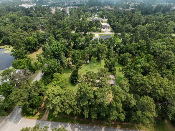 2395 Southline Road, Conroe TX 77384