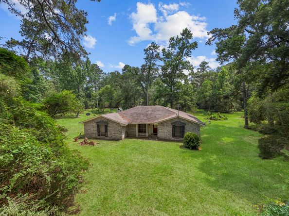 2395 Southline Road, Conroe TX 77384