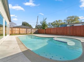 5747 Jackwood Street, Houston TX 77096