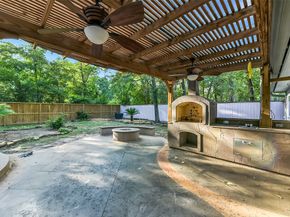 20 Tulip Hill Court, Spring TX 77380
