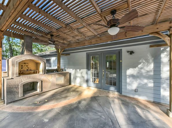 20 Tulip Hill Court, Spring TX 77380