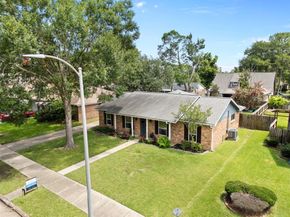 10815 Sagewillow Lane, Houston TX 77089