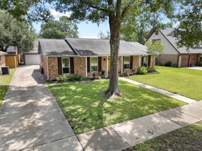 10815 Sagewillow Lane, Houston TX 77089