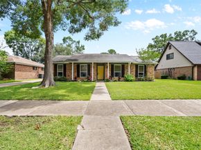 10815 Sagewillow Lane, Houston TX 77089