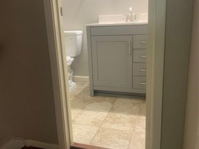 726 Memorial Mews Street 4, Houston TX 77079