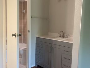 726 Memorial Mews Street 4, Houston TX 77079