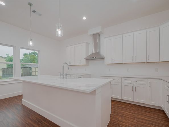 515 Briarcliff Drive, Houston TX 77076