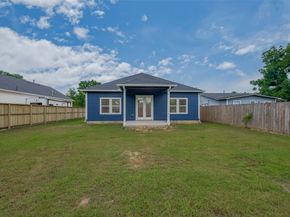 515 Briarcliff Drive, Houston TX 77076