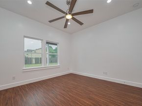 515 Briarcliff Drive, Houston TX 77076