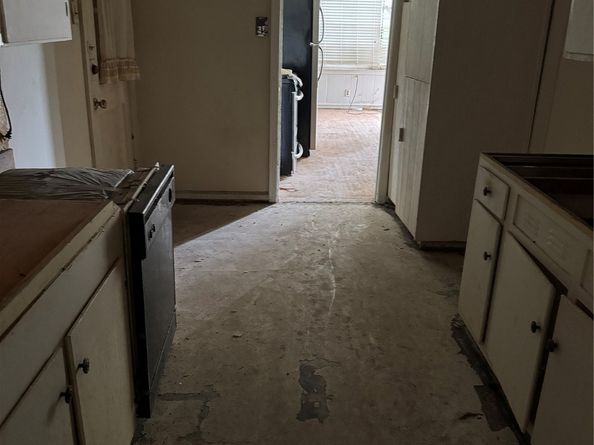 5050 Nassau Road, Houston TX 77021