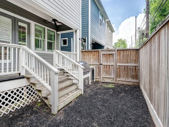 523 E 28th Street, Houston TX 77008