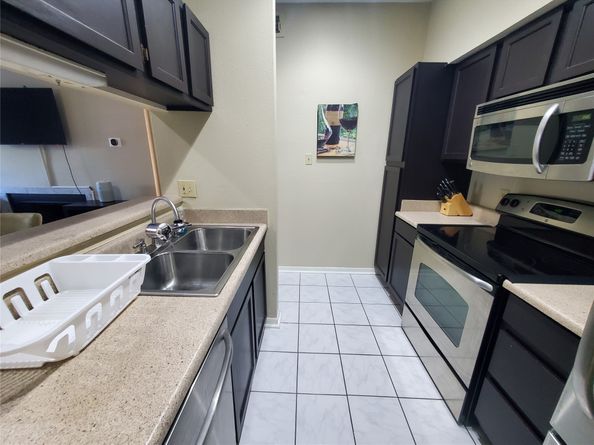 8055 Cambridge Street 19, Houston TX 77054