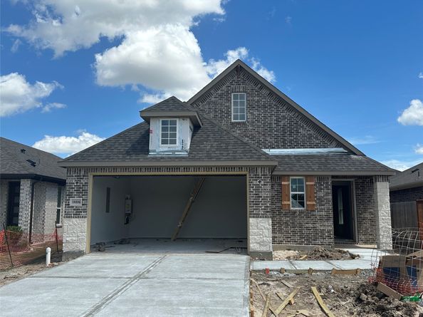 18806 Sweetwater Springs Dr, Cypress TX 77433