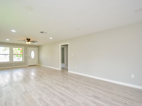 6114 Wedgefield Street, Houston TX 77028