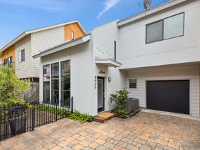 4425 Eigel Street, Houston TX 77007