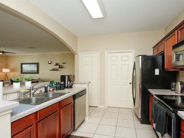 6607 Lake Woodlands Drive 223, The Woodlands TX 77382