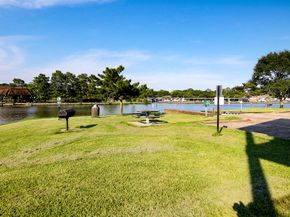 18511 Egret Bay Boulevard 606, Webster TX 77058