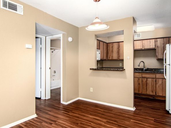 18511 Egret Bay Boulevard 606, Webster TX 77058